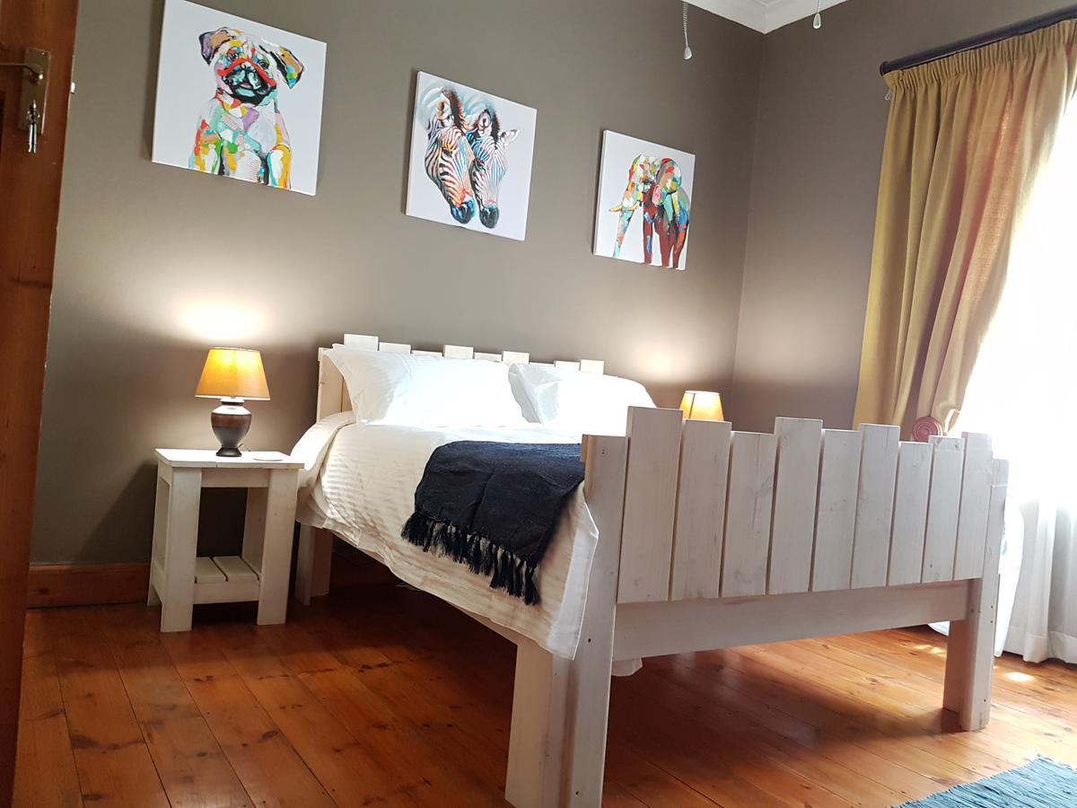 86 On Langenhoven Bed & Breakfast Oudtshoorn Esterno foto