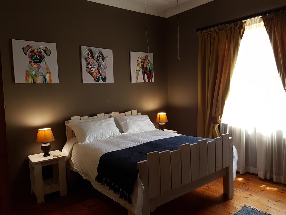 86 On Langenhoven Bed & Breakfast Oudtshoorn Esterno foto