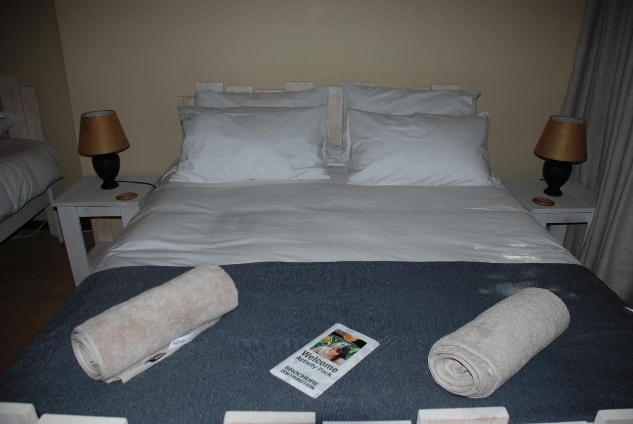 86 On Langenhoven Bed & Breakfast Oudtshoorn Esterno foto