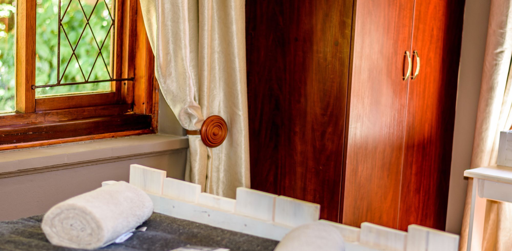 86 On Langenhoven Bed & Breakfast Oudtshoorn Esterno foto